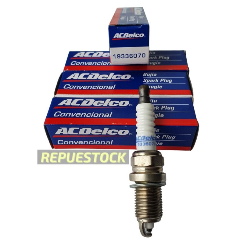 Bujías Chevrolet Sonic/ Tracker/ Cruze/ Mazda 2 (4 Unidades)